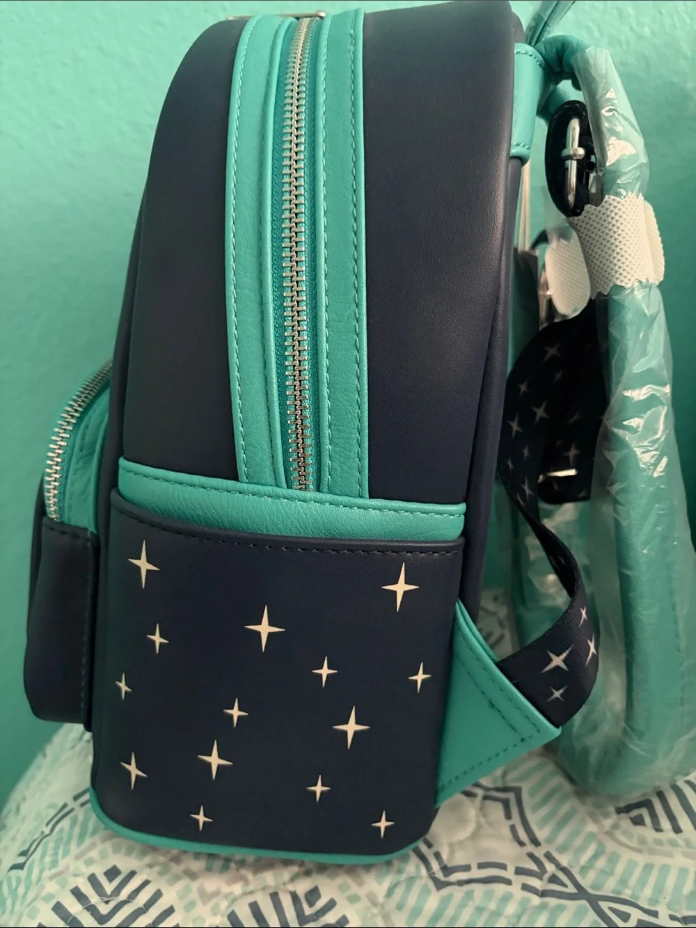 Disney Parks Exclusive Mickey Castle Disney Vacation Club Loungefly Backpack